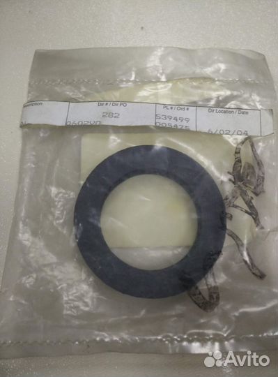 Уплотнение масло-заливной крышки Land Rover