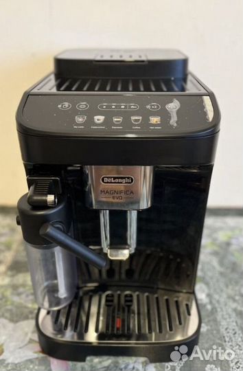 Кофемашина Delonghi magnifica evo (новая)