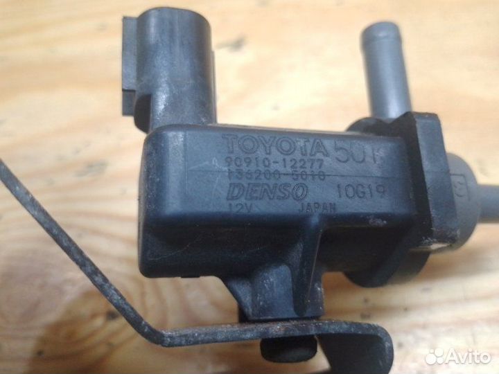 Клапан вакуумный Toyota Ractis NCP105 1nzfe 2005