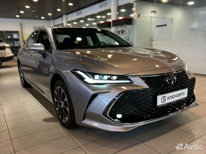 Toyota Avalon 2.5 AT, 2022