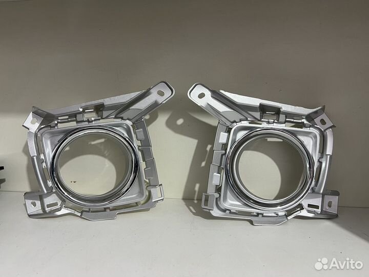 Рамка птф Land Cruiser 200 2012-2015