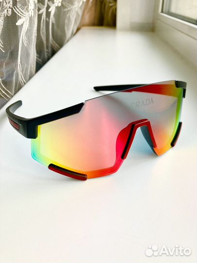 Очки спортивные зеркальные красные