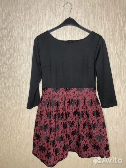 Платье женское 46 48