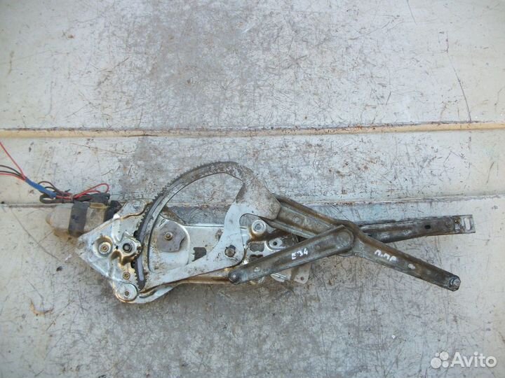 Стеклоподъемник передний правый Бмв е34 1988 1995