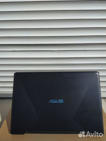 Шустрый Мощный Игровой Asus 15.6 FUll HD IPS