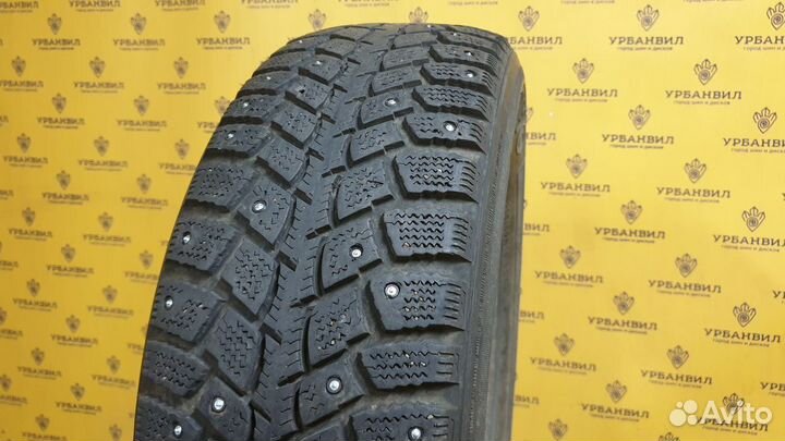 Kumho I'Zen Wis KW19 215/60 R16 95T