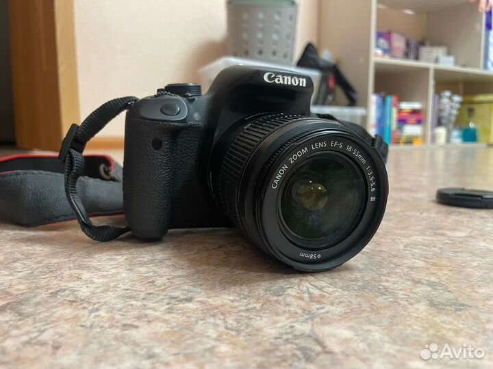 Canon EOS 700D kit в отличном состоянии