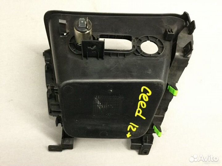 Накладка центральной консоли Kia Ceed После 2012