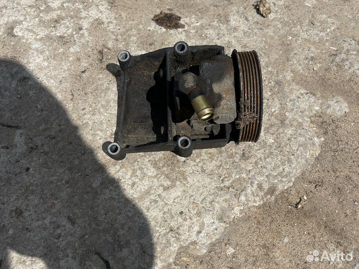 Насос гур ford fiesta мк4