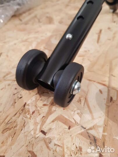 Антиопрокидыватель для инвалидной коляски