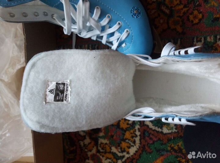 Коньки фигурные