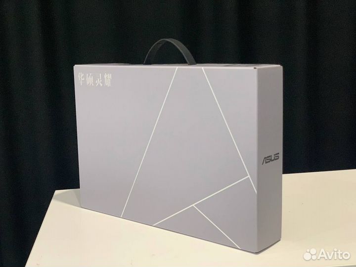 Asus Zenbook Ultra Core 7/32/1 oled новый