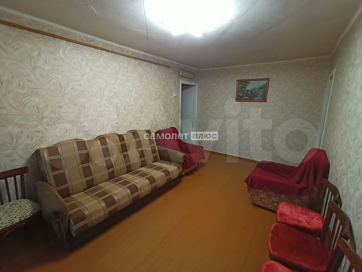 3-к. квартира, 54 м², 1/4 эт.