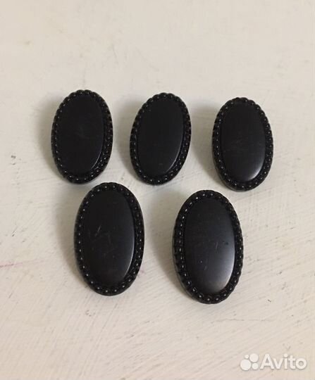 Пуговицы черные