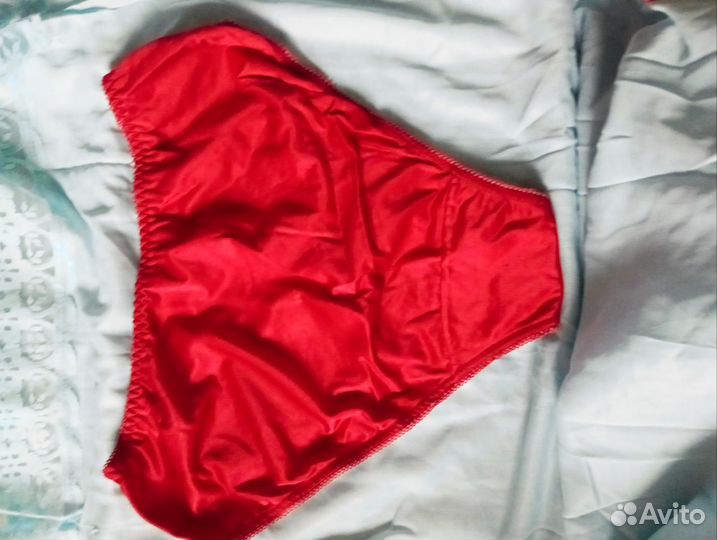 Бюстгальтер и трусики