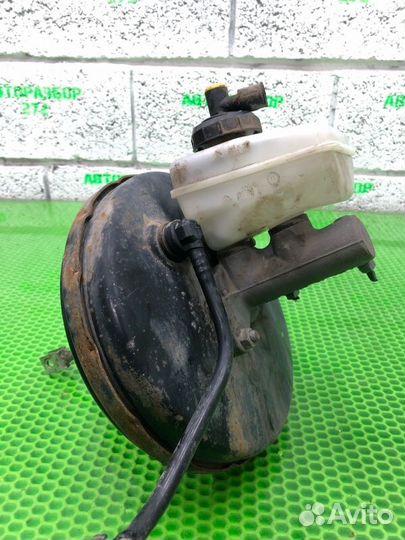 Вакуумный усилитель тормозов Renault Logan седан