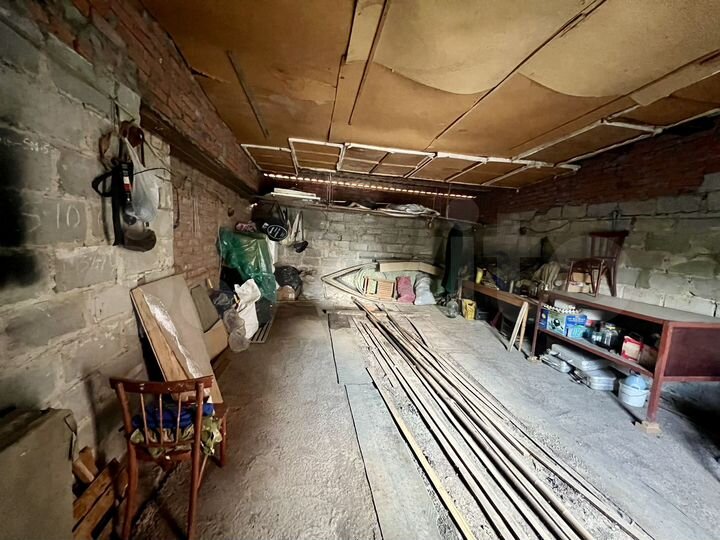 Гараж, > 30 м²