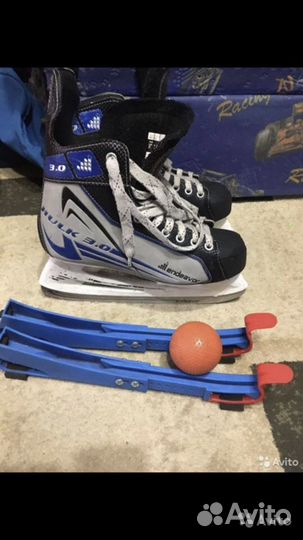 Коньки хоккейные