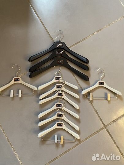 Плечики цум детские