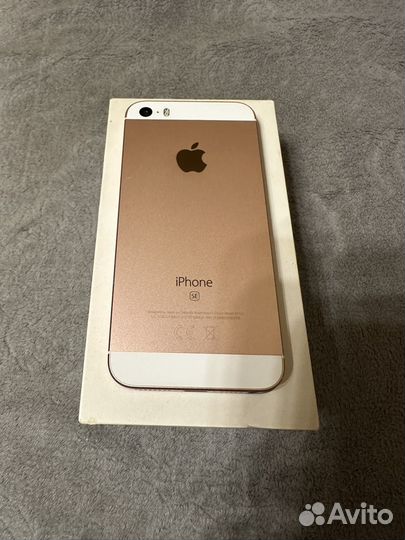 iPhone SE, 32 ГБ