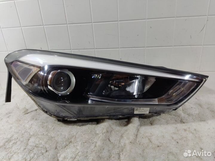 Фара галоген с дхо передняя правая Hyundai Tucson