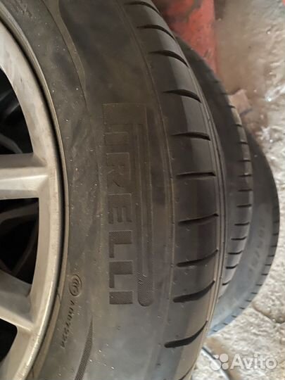 Pirelli P Zero Rosso 265/50 R19