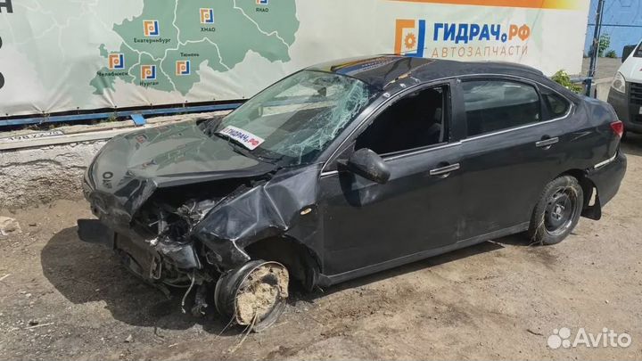 Фонарь задний (стоп сигнал) Nissan Almera (G15) 26590-EW01B