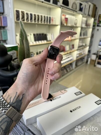 Apple Watch SE 40mm. Rose. Идеал. С Комплектом