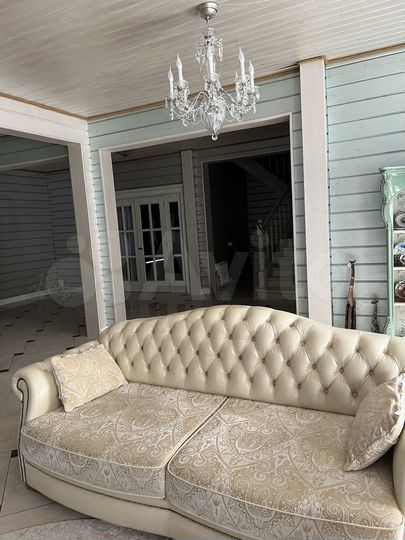 Коттедж 730 м² на участке 23 сот.