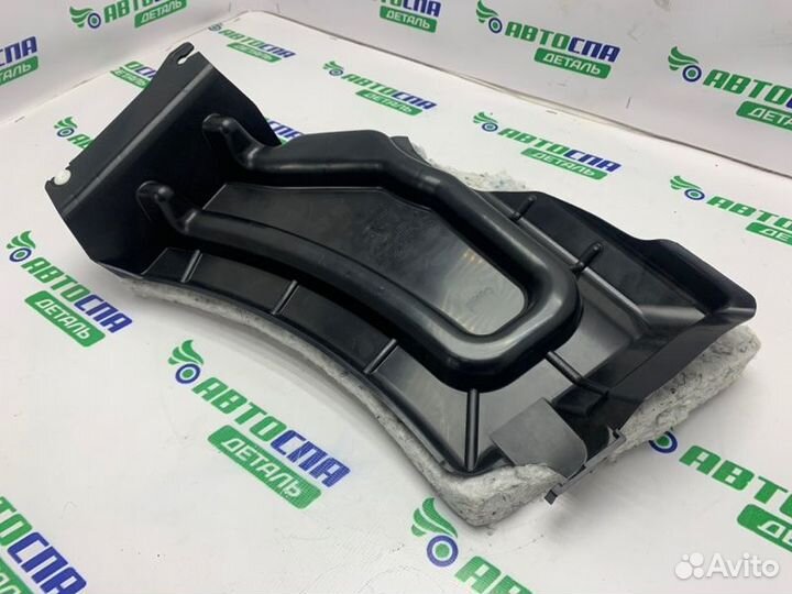 Шумоизоляция задняя правая Mazda 3Bp хетчбек 5D