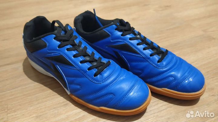 Футзалки Sigma