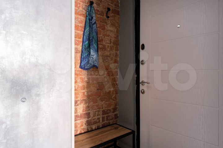 Комната 17 м² в 5-к., 1/2 эт.