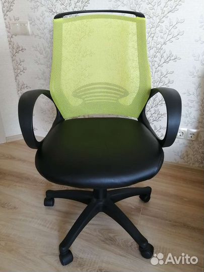 Компьютерный стул