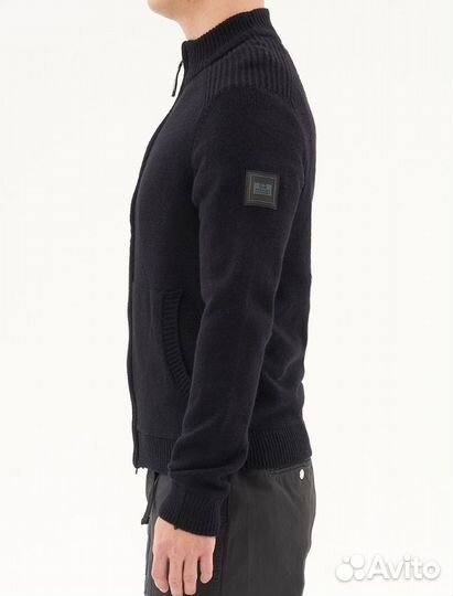 Свитер Weekend Offender