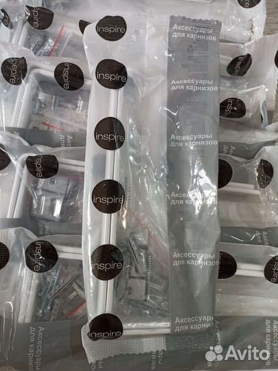 Кронштейн для гардины