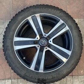 Michelin X-Ice North 4 215/55 R17 98T