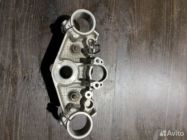 Верхняя траверса для Honda CBF600S 04-07