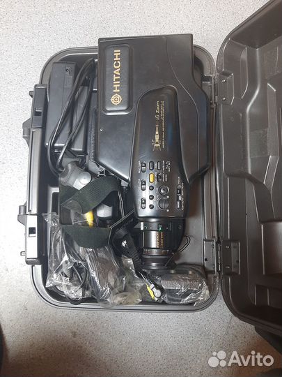 Видеокамера hitachi