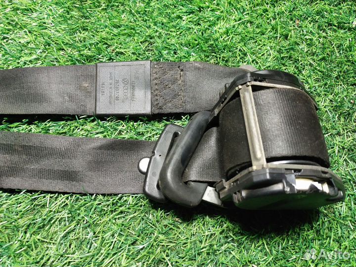 Ремень безопасности Volkswagen Passat (B3) III