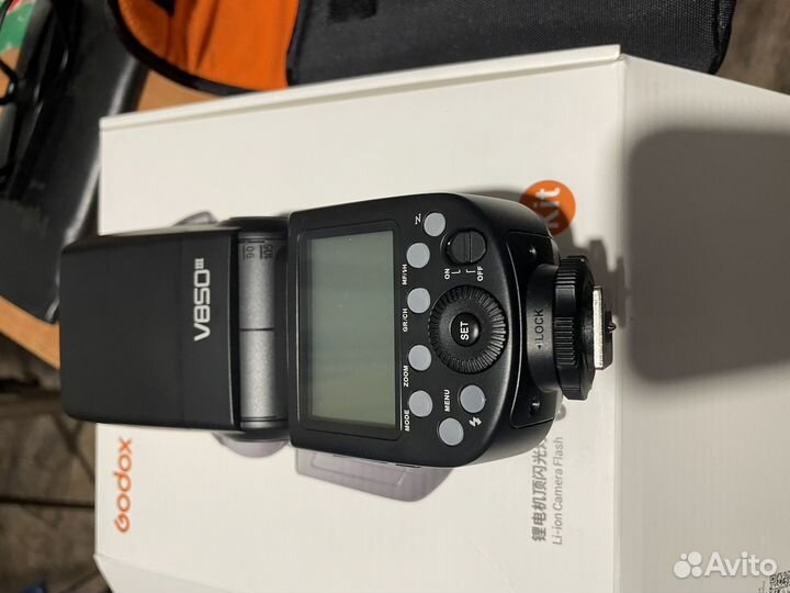 Вспышка godox v850iii