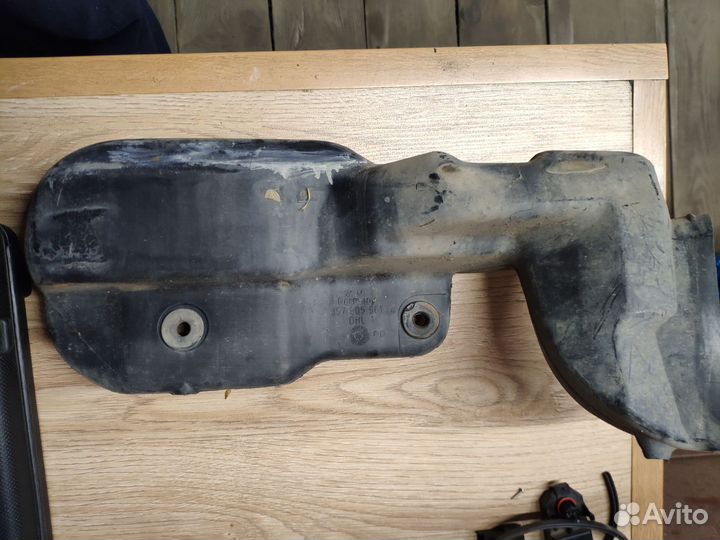 Патрубок воздуховода пассат б3