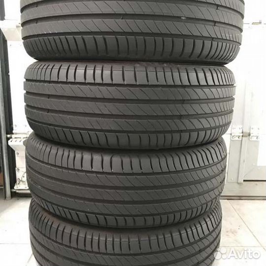 Michelin Primacy 4+ 215/55 R17