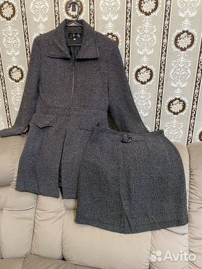 Костюм. Жакет удлинённый с юбкой