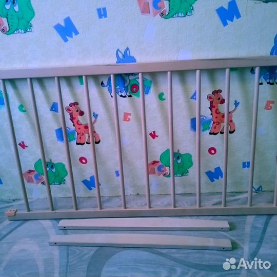 Детская кроватка-качалка