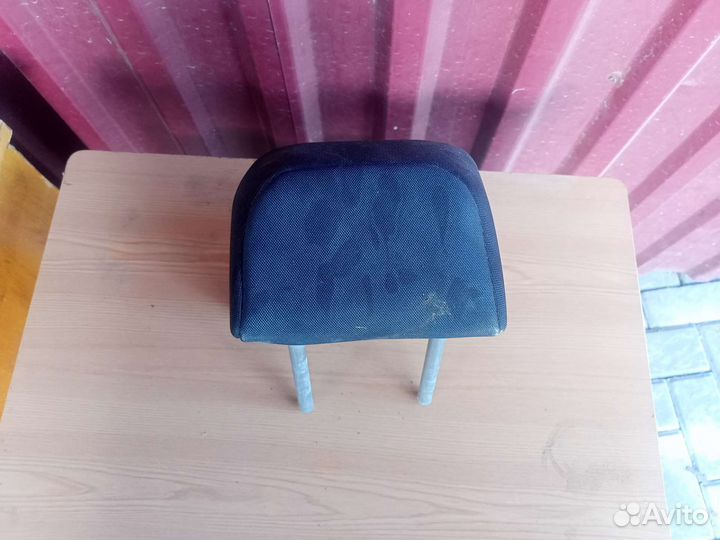 Подголовник