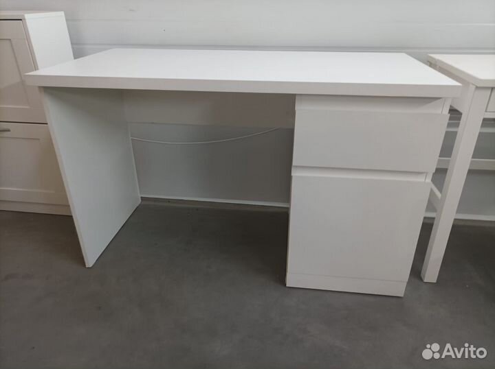Стол с тумбой,белый,120х60 стиль икеа, с выставки