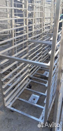 Тележка из нержавеющей стали для противней 60на40