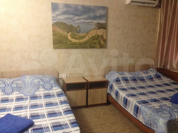 Гостиница, 600