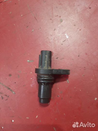 Датчик положения распредвала Toyota Corolla E150