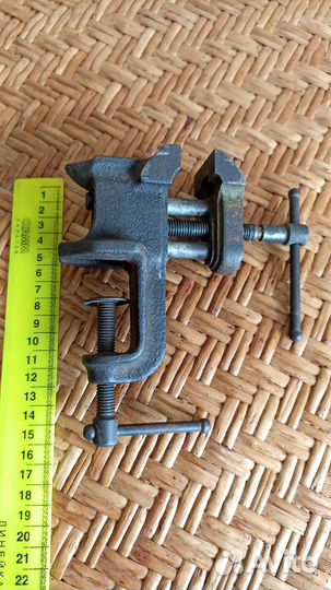 Тиски слесарные СССР мини с наковальней